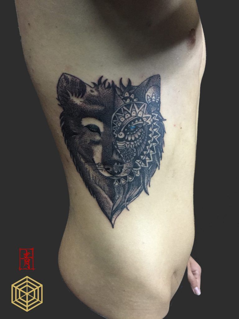 Blackwork tattoo por SEI, DNA Ink