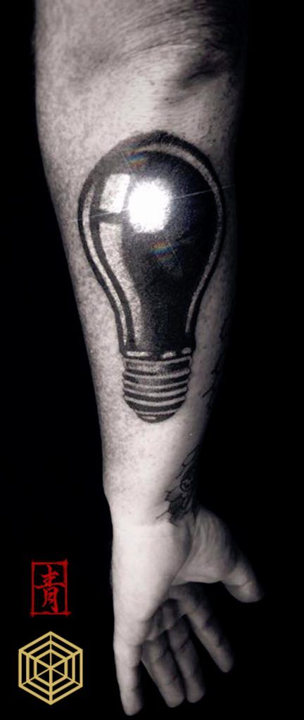 Blackwork tattoo por SEI, DNA Ink