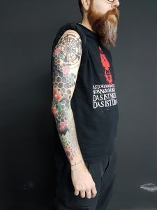 Tatuaje geométrico por SEI, DNA Ink